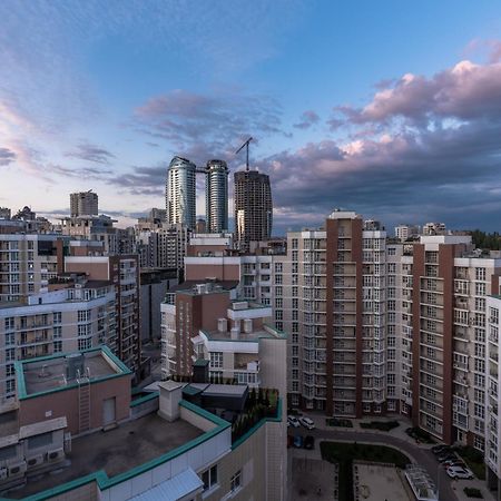 Eco Apartments In French Quarter Киев Екстериор снимка