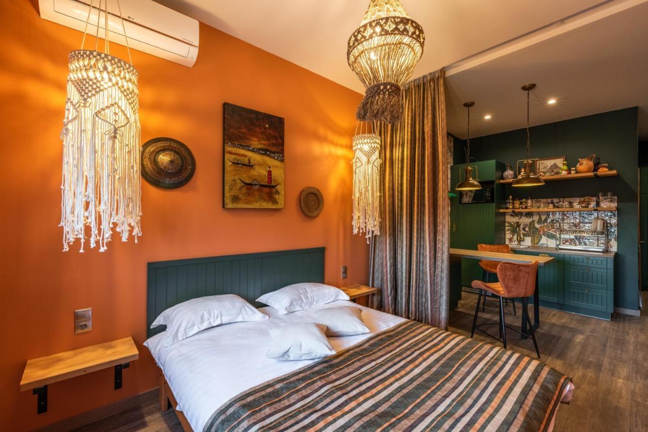 Eco Apartments In French Quarter Киев Екстериор снимка