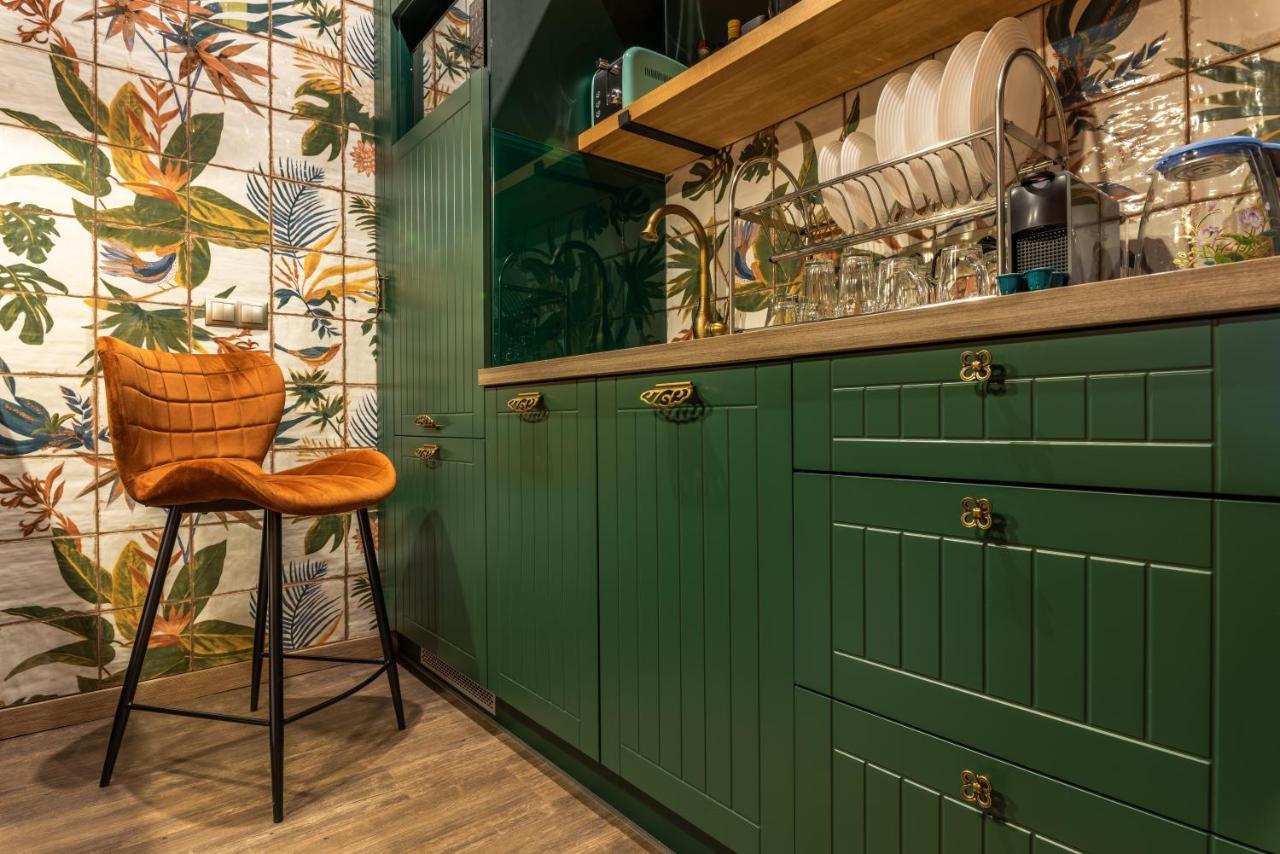 Eco Apartments In French Quarter Киев Екстериор снимка